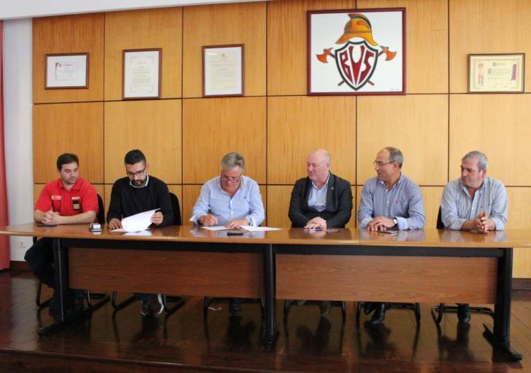 Rádio Regional do Centro: Bombeiros de Soure vão ampliar e remodelar quartel da Granja do Ulmeiro