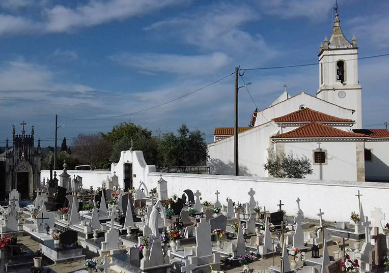 Rádio Regional do Centro: Igreja e cemitério de Condeixa-a-Velha assaltados na última noite