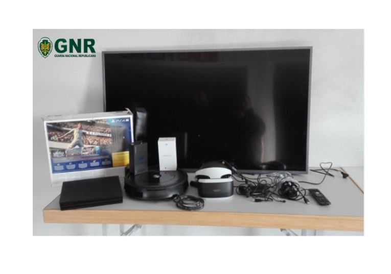 Rádio Regional do Centro: Pombal: GNR identificou dois homens por furto em residência na Ilha