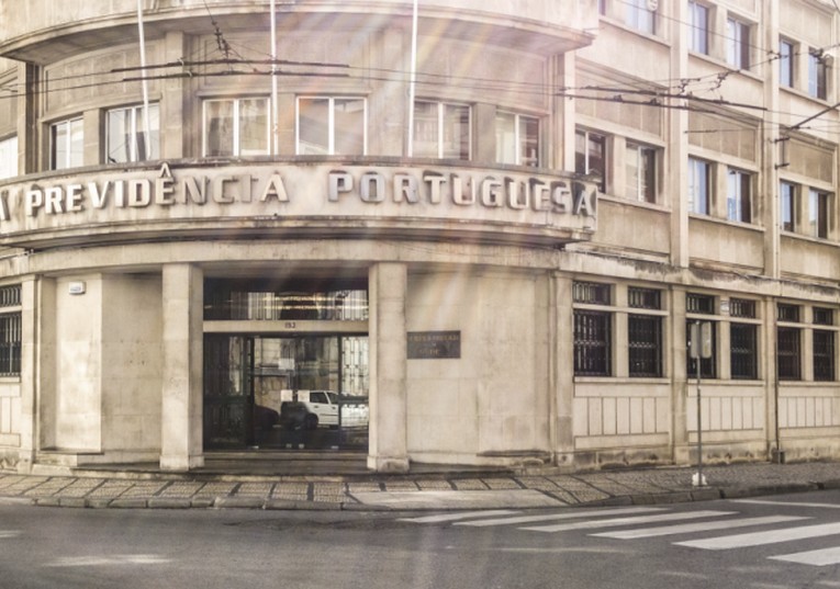 Rádio Regional do Centro: A Previdência Portuguesa acolhe nova exposição de pintura