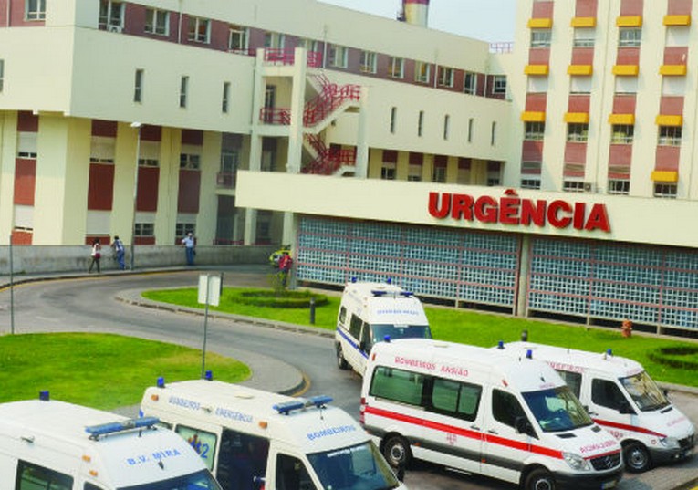Rádio Regional do Centro: Doentes da Urgência dos Hospitais de Coimbra “mais de 24h a bolachas e chá”