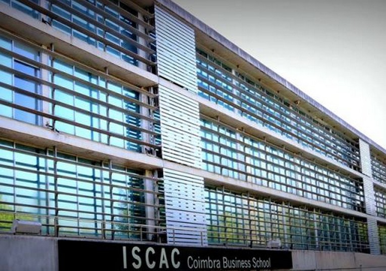 Rádio Regional do Centro: Programa da Manhã:ISCAC realiza palestra sobre alterações ao código do trabalho