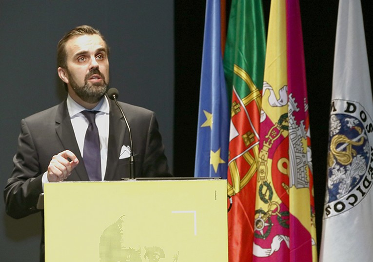 Rádio Regional do Centro: Secção Regional da Ordem dos Médicos realiza hoje mais um debate/webinar
