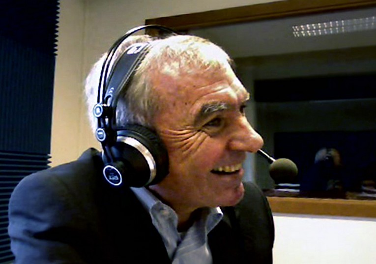 Rádio Regional do Centro: Programa da Manhã: Jovens profissionais recebem medalhas e certificados