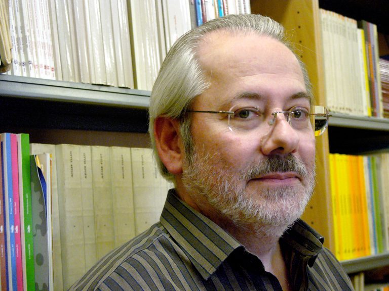 Rádio Regional do Centro: António Sousa Ribeiro sucede a Boaventura Sousa Santos no CES