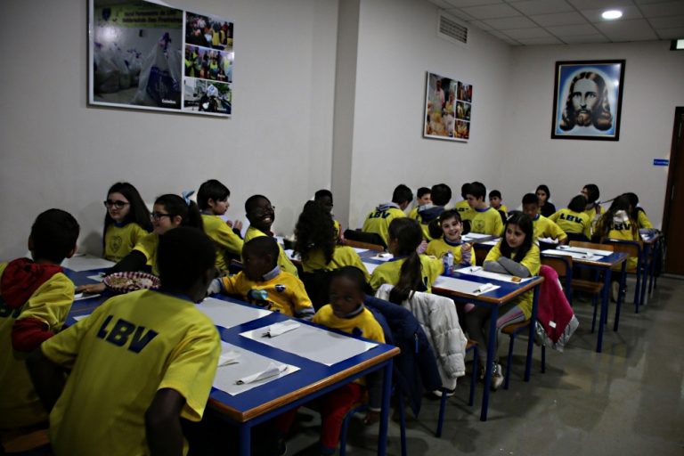 Rádio Regional do Centro: Férias escolares no Programa Semente da Boa Vontade