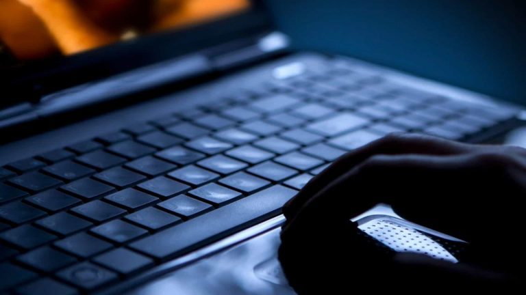 Rádio Regional do Centro: Coimbra: Jovem queixou-se de burla na compra de computador