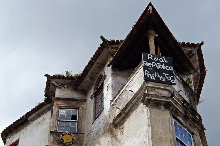 Rádio Regional do Centro: BE quer medidas para proteger “Repúblicas” de estudantes de Coimbra