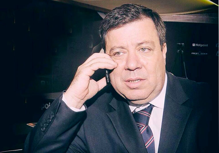Rádio Regional do Centro: Coimbra: Funeral de Arménio Travassos às 09h30 de sábado