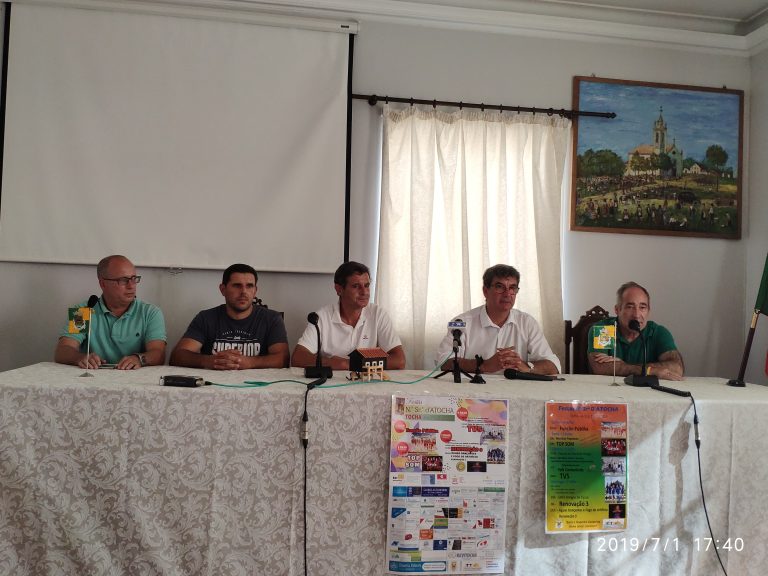 Rádio Regional do Centro: Programa da Manhã: Inicia dia 4 as festas da vila na Tocha
