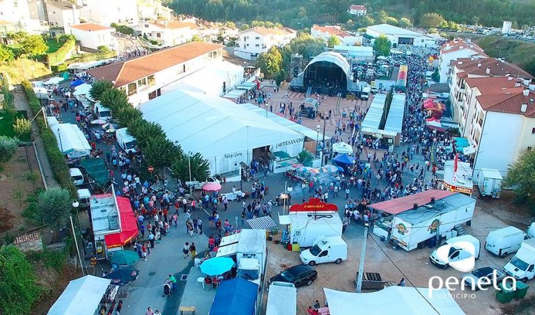 Rádio Regional do Centro: São Miguel festeja-se ao som dos Anjos e do humor de Francisco Menezes