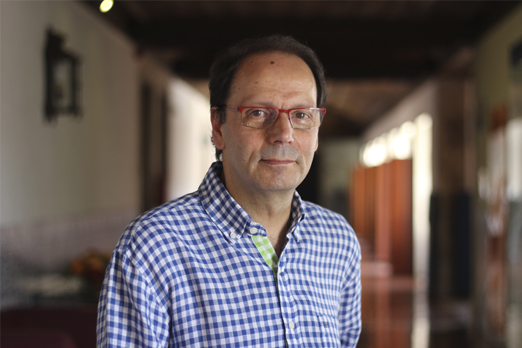 Rádio Regional do Centro: António Ferreira toma posse como director da Faculdade de Psicologia