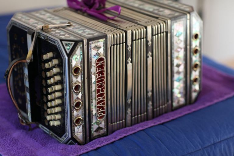 Rádio Regional do Centro: Programa da Manhã: Barrenta recebe Encontro Nacional de Tocadores de Concertina