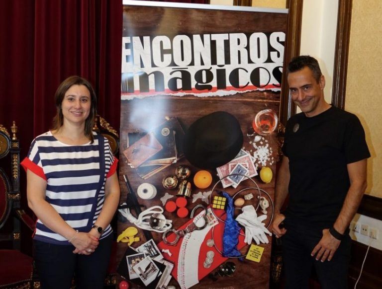 Rádio Regional do Centro: Programa da Manhã: Já começou a 23ª edição dos Encontros Mágicos de Coimbra Rádio Regional do Centro: Programa da Manhã: Já começou a 23ª edição dos Encontros Mágicos de Coimbra