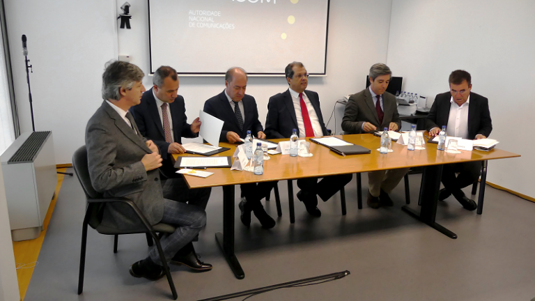 Rádio Regional do Centro: Câmara Municipal da Mealhada assina protocolo com a ANACOM Rádio Regional do Centro: Câmara Municipal da Mealhada assina protocolo com a ANACOM