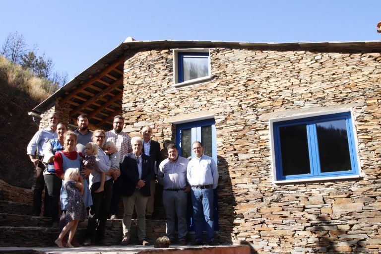 Rádio Regional do Centro: Arganil entregou 59 casas e falta concluir 10 assumidas pelos donos