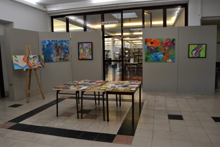 Rádio Regional do Centro: Biblioteca Municipal de Cantanhede expõe pinturas de Margarida Garrido Rádio Regional do Centro: Biblioteca Municipal de Cantanhede expõe pinturas de Margarida Garrido