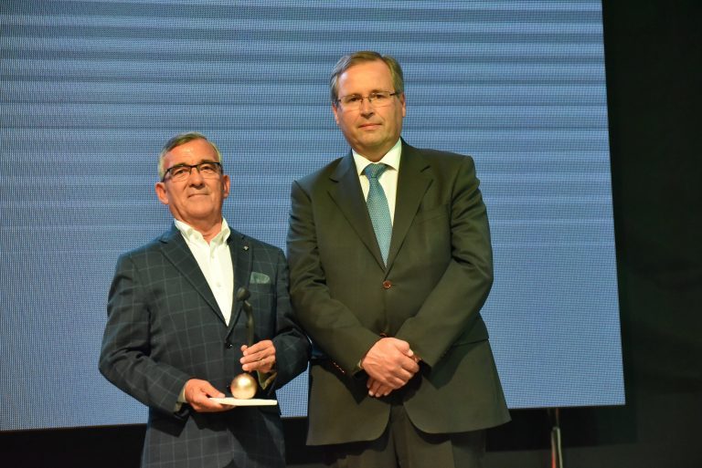 Rádio Regional do Centro: César Fernandes distinguido na gala do desporto de Miranda do Corvo Rádio Regional do Centro: César Fernandes distinguido na gala do desporto de Miranda do Corvo