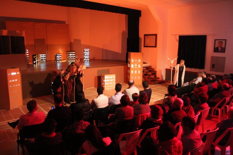 Rádio Regional do Centro: Câmara Municipal de Soure promove ‘Ciclo de Teatro’ Rádio Regional do Centro: Câmara Municipal de Soure promove ‘Ciclo de Teatro’