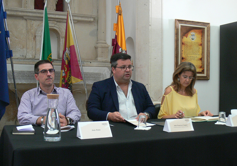 Rádio Regional do Centro: Coimbra celebra 900 anos de Almedina Rádio Regional do Centro: Coimbra celebra 900 anos de Almedina