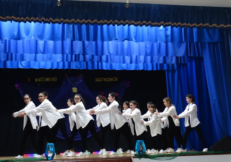Rádio Regional do Centro: Dança Moderna junta mais de 100 dançarinos em Coimbra Rádio Regional do Centro: Dança Moderna junta mais de 100 dançarinos em Coimbra