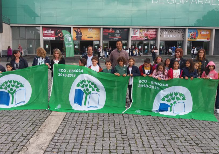 Rádio Regional do Centro: Sete estabelecimentos de ensino em Soure receberam galardão Eco-Escolas Rádio Regional do Centro: Sete estabelecimentos de ensino em Soure receberam galardão Eco-Escolas