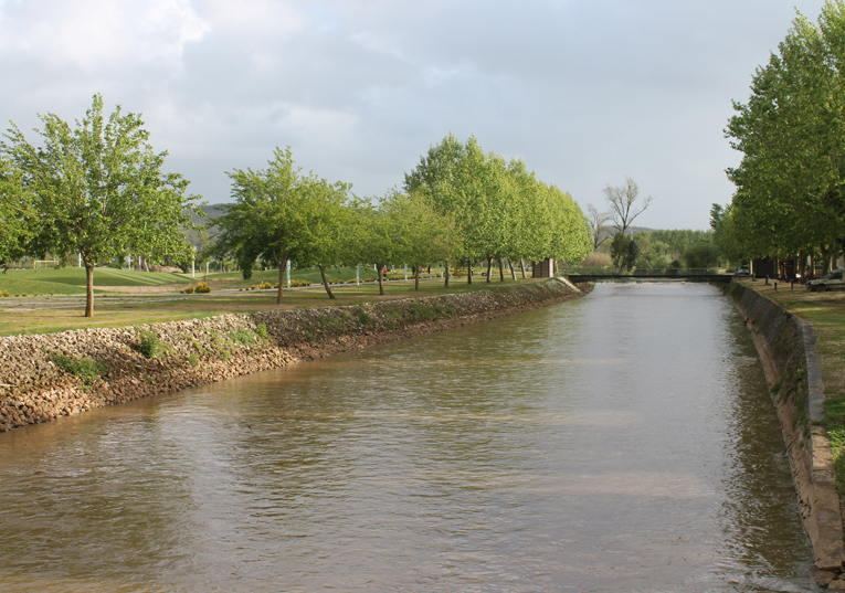 Rádio Regional do Centro: Rio Arunca em Soure e Montemor-o-Velho recebe investimento de seis milhões Rádio Regional do Centro: Rio Arunca em Soure e Montemor-o-Velho recebe investimento de seis milhões