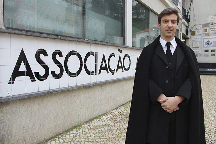 Rádio Regional do Centro: Daniel Azenha reeleito presidente da AAC Rádio Regional do Centro: Daniel Azenha reeleito presidente da AAC