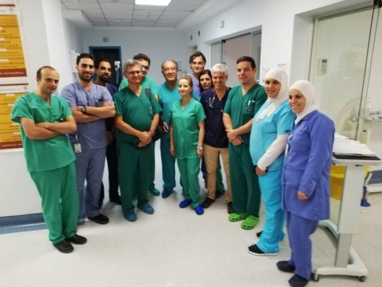 Rádio Regional do Centro: Parlamento saúda equipa de Coimbra que operou 14 crianças na Jordânia Rádio Regional do Centro: Parlamento saúda equipa de Coimbra que operou 14 crianças na Jordânia