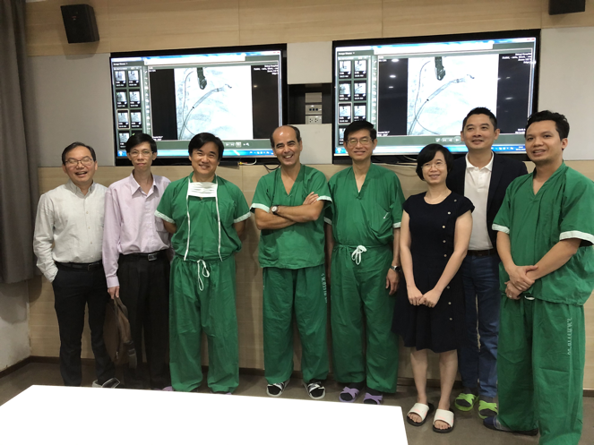 Rádio Regional do Centro: Cardiologista de intervenção de Coimbra ensina na Ásia