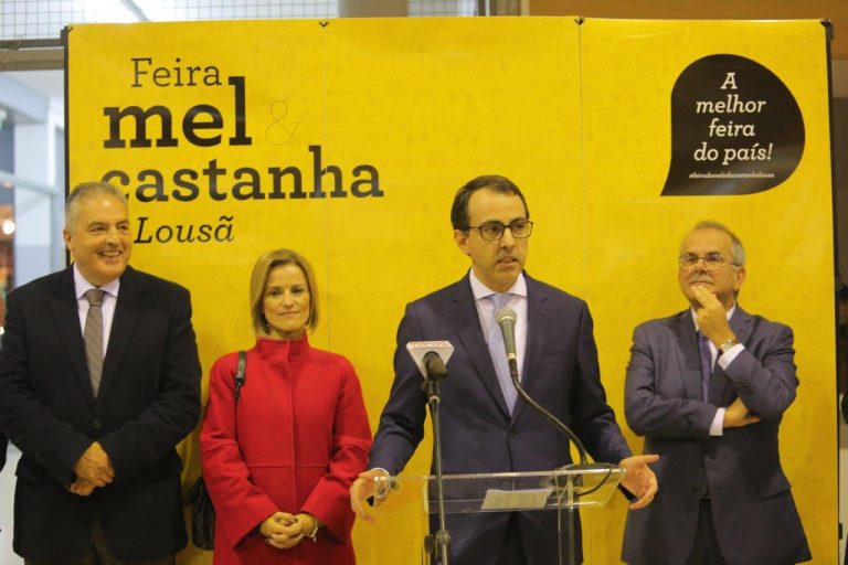 Rádio Regional do Centro: Feira do Mel e da Castanha contou com 32 000 visitantes Rádio Regional do Centro: Feira do Mel e da Castanha contou com 32 000 visitantes