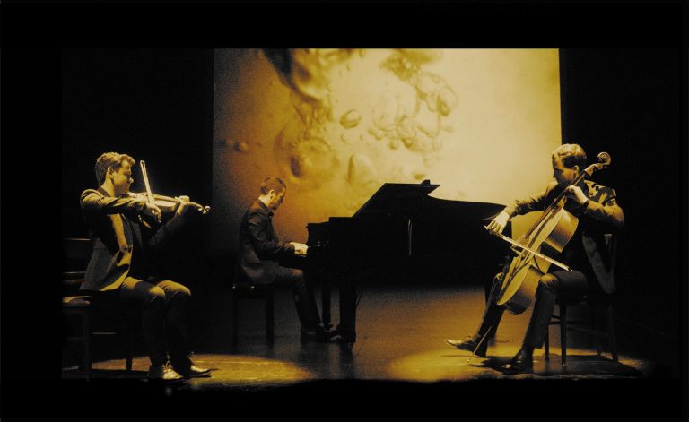 Rádio Regional do Centro: Cantanhede: “2016” um concerto multimédia para assinalar a chegada do Ano Novo