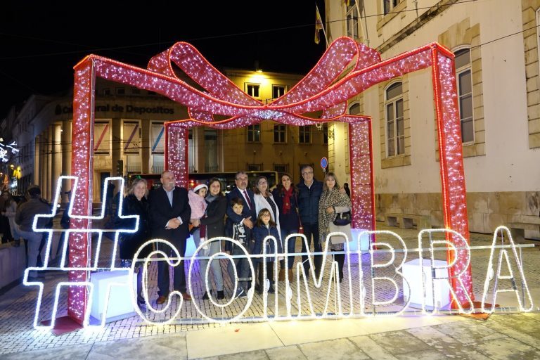 Rádio Regional do Centro: Coimbra celebra época festiva com pista de gelo e carrossel parisiense
