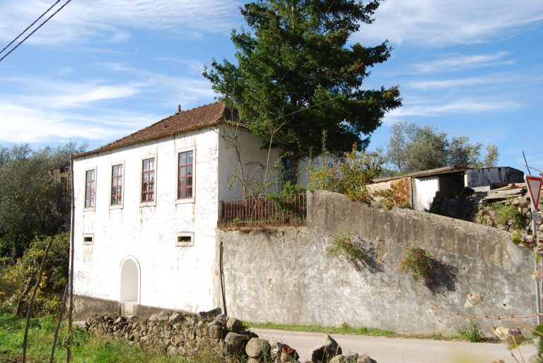 Rádio Regional do Centro: Miranda do Corvo: Duas antigas escolas passam a espaços polivalentes