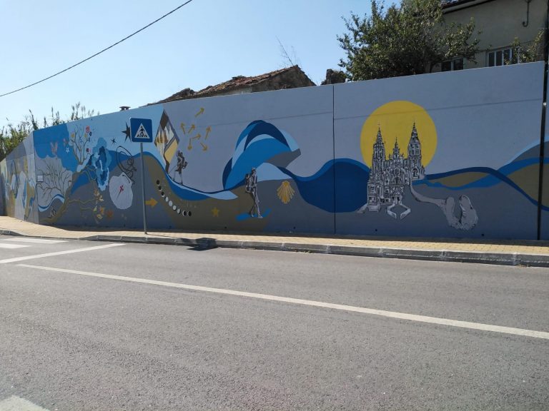 Rádio Regional do Centro: Trouxemil reaviva história com mural que saúda peregrinos