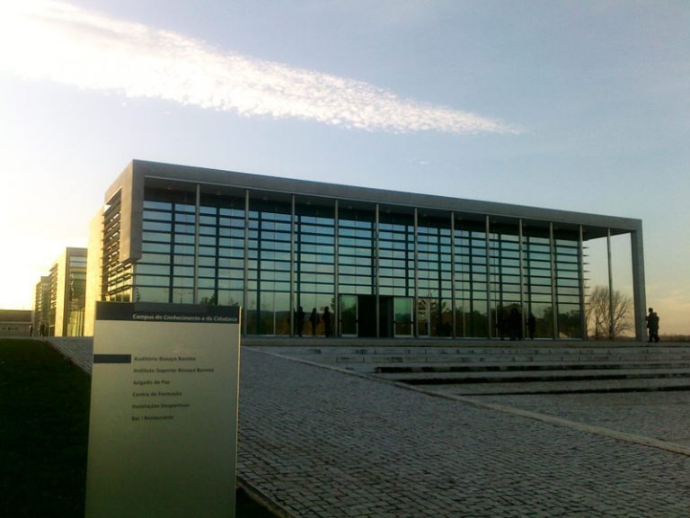 Rádio Regional do Centro: Pós-graduações de saúde na Fundação de Bissaya Barreto