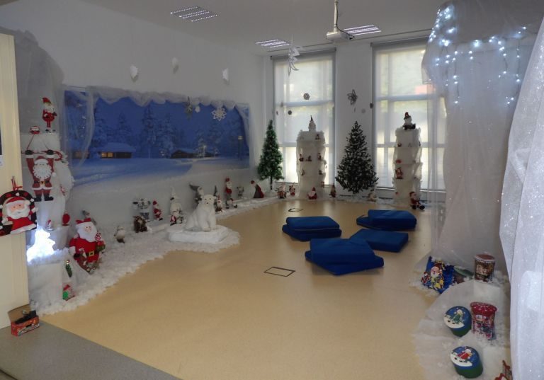 Rádio Regional do Centro: Biblioteca Municipal de Alvaiázere volta a ser a casa d’O Pai Natal da Lapónia