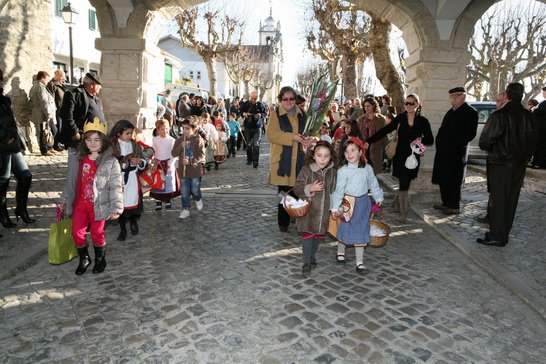 Rádio Regional do Centro: Vila de Ançã retoma a tradição com o Cortejo dos Reis