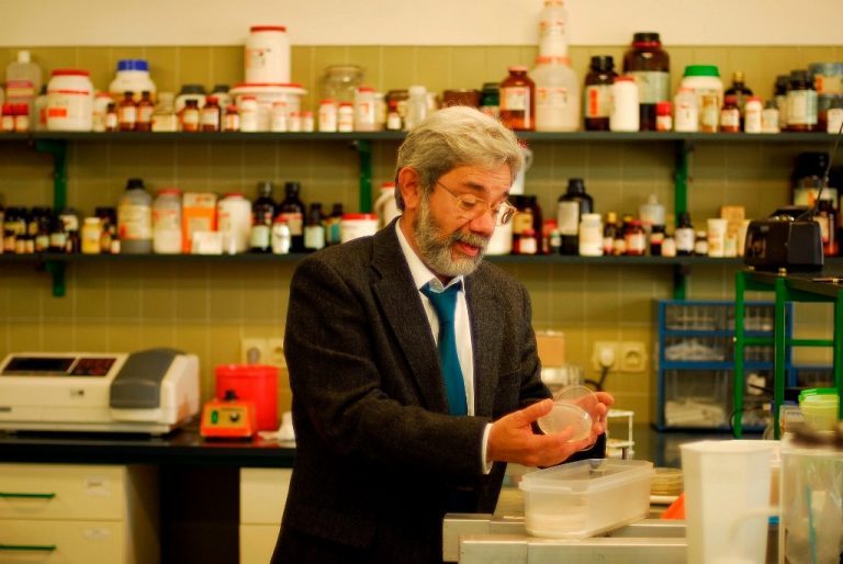 Rádio Regional do Centro: Faleceu Milton Costa, professor catedrático da FCTUC