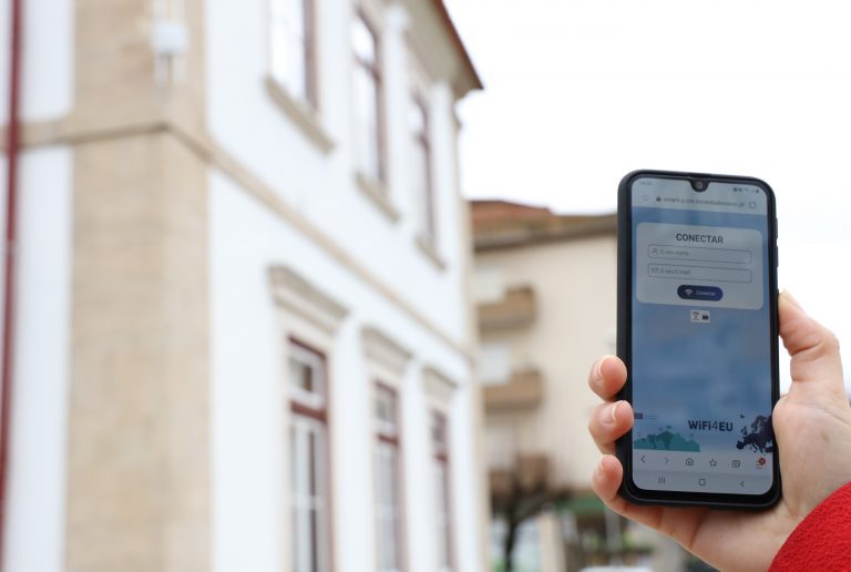Rádio Regional do Centro: Miranda do Corvo reforça rede wi-fi gratuita no concelho