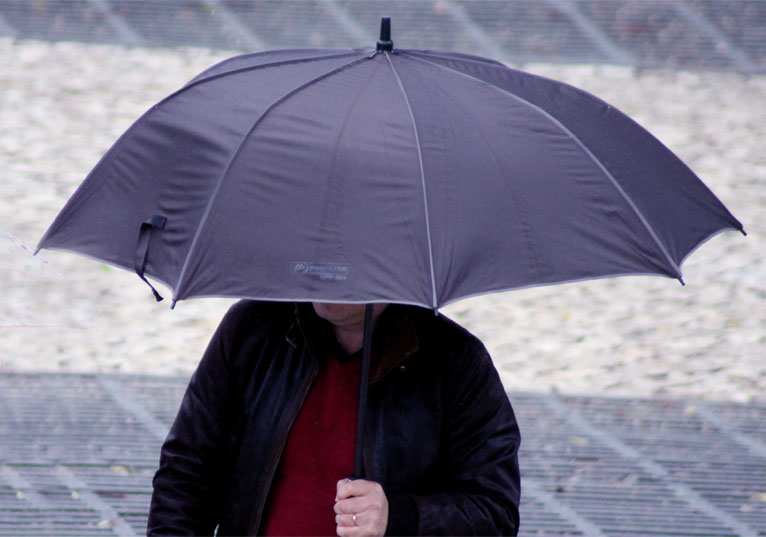 Rádio Regional do Centro: Mau tempo: Chuva forte até sábado e depois regressa o tempo seco e frio