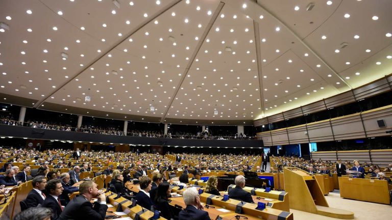 Rádio Regional do Centro: Parlamento Europeu aprova Acordo de Saída do Brexit