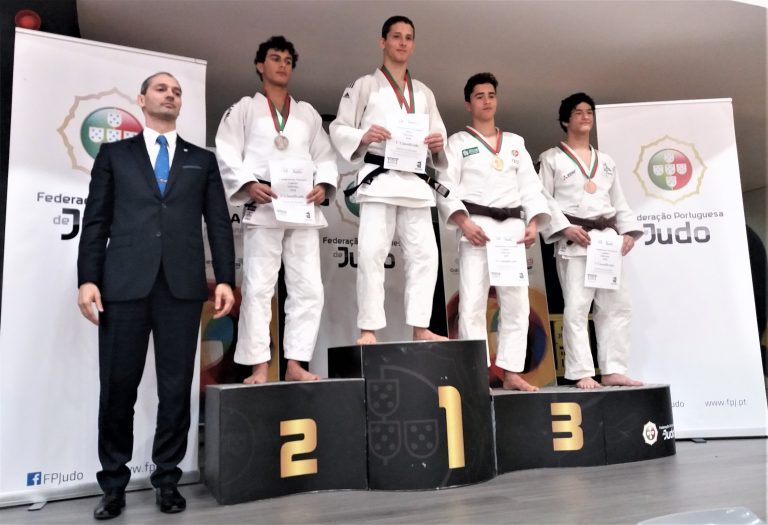 Rádio Regional do Centro: Bernardo Tralhão, da ACM, sagrou-se bicampeão nacional de cadetes