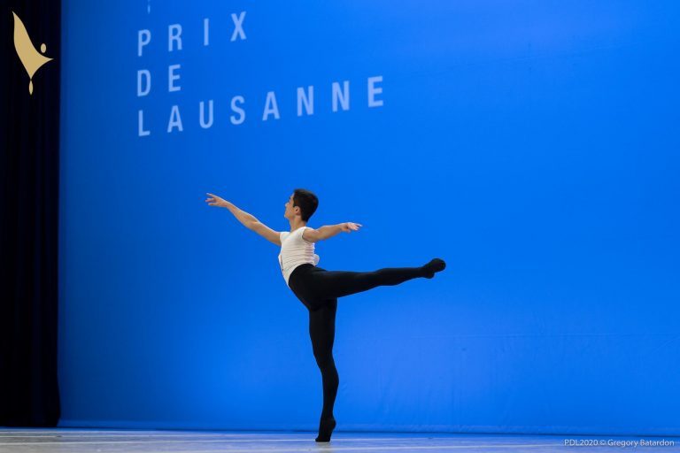 Rádio Regional do Centro: Bailarino de Coimbra Diogo Betencourt distinguido no Prix de Lausanne