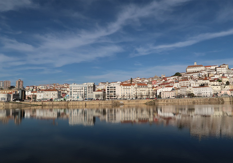 Rádio Regional do Centro: Coimbra retoma progressivamente a actividade