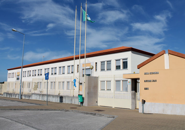 Rádio Regional do Centro: Leitura junta estudantes de cinco países em Soure
