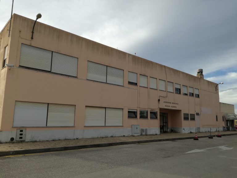 Rádio Regional do Centro: Aeródromo de Coimbra apenas operacional para voos de emergência