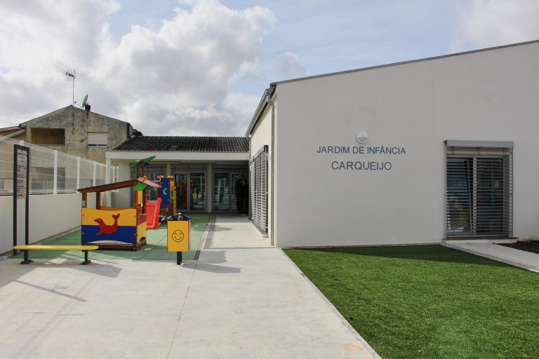 Rádio Regional do Centro: Mealhada investe 605 mil euros na requalificação de três jardins-de-infância