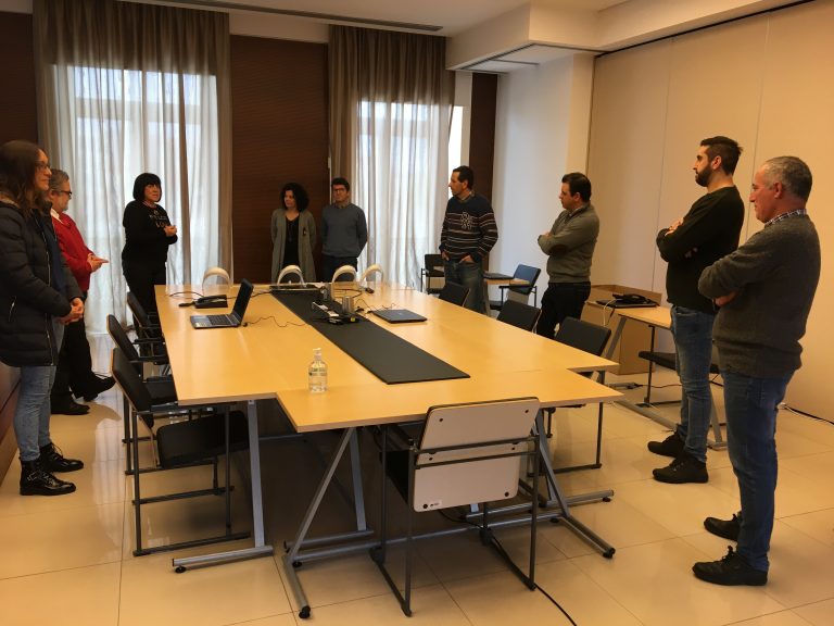 Rádio Regional do Centro: Cantanhede: Empresa oferece 300 viseiras de protecção clínica individual