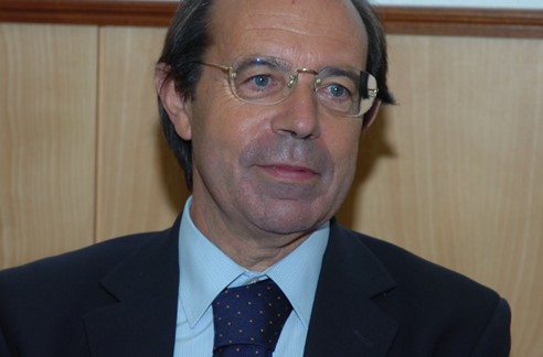 Rádio Regional do Centro: Praça da República – Entrevista a Carlos Encarnação (Ex-presidente CM Coimbra) Rádio Regional do Centro: Praça da República – Entrevista a Carlos Encarnação (Ex-presidente CM Coimbra)